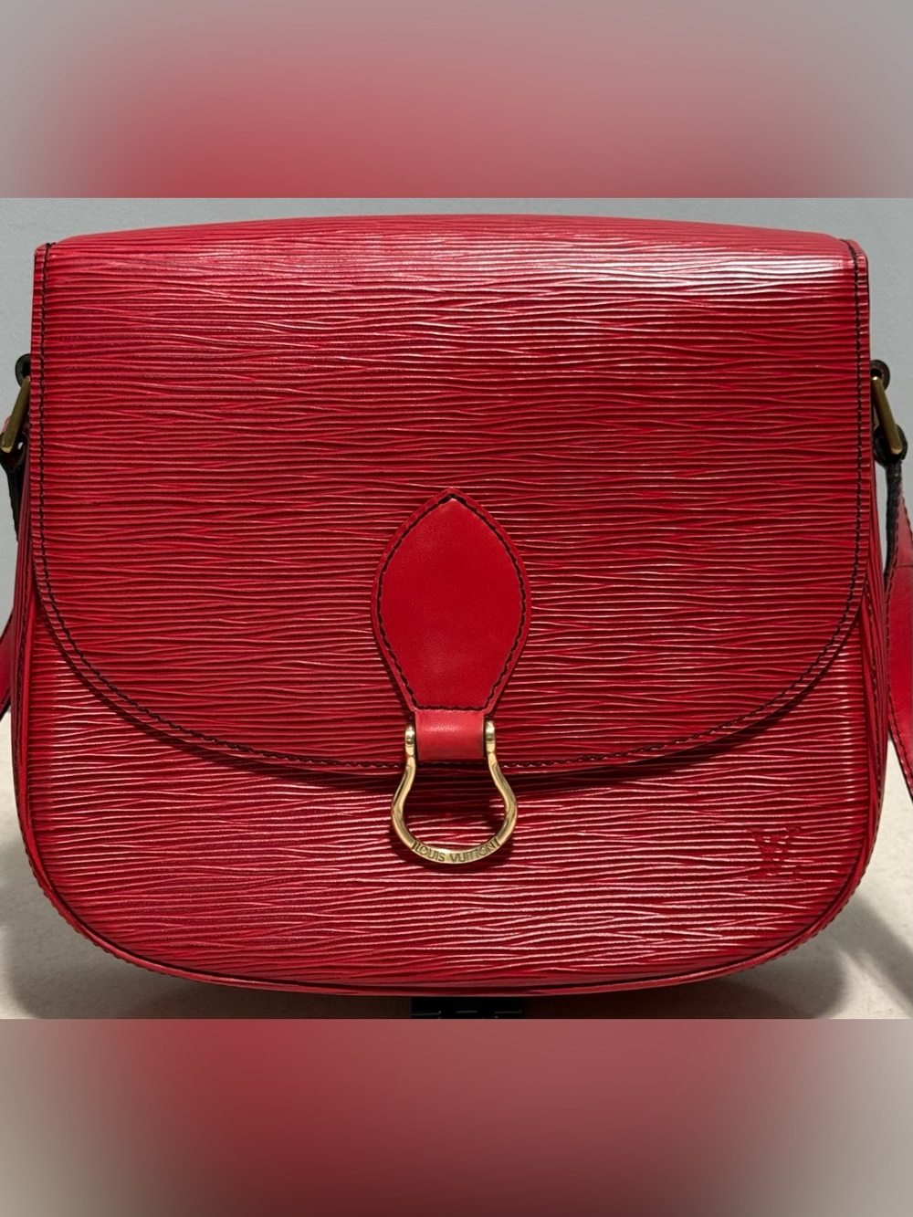 Louis Vuitton Saint Cloud GM Epi Leather - Picture 2 of 16